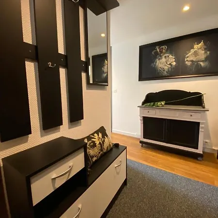 Superbe T2 A 150m Des Plages De Les Pins *